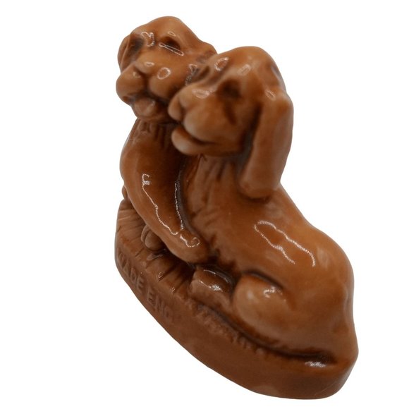 Wade England Dog Figurine Red Rose Tea Promo Vintage Dogs Brown Collectible - Picture 4 of 6